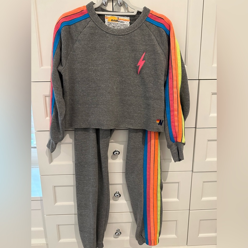Aviator Nation Set cropped bolt sweatshirt and matching sweatpants. Both size S.